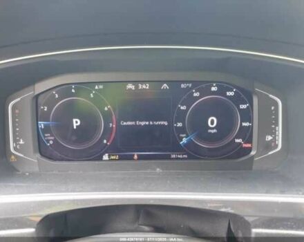 Черный Фольксваген Тигуан, объемом двигателя 2 л и пробегом 38 тыс. км за 8600 $, фото 6 на Automoto.ua