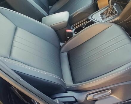 Черный Фольксваген Тигуан, объемом двигателя 2 л и пробегом 55 тыс. км за 26900 $, фото 18 на Automoto.ua