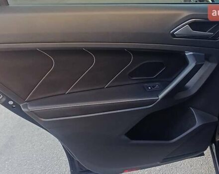 Черный Фольксваген Тигуан, объемом двигателя 2 л и пробегом 89 тыс. км за 26900 $, фото 26 на Automoto.ua