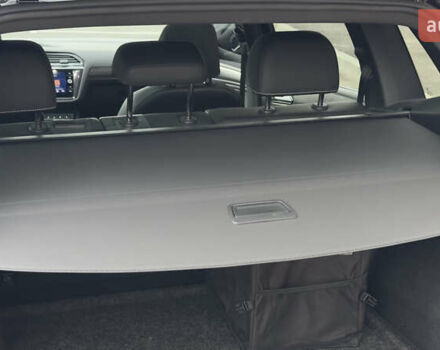 Черный Фольксваген Тигуан, объемом двигателя 1.98 л и пробегом 32 тыс. км за 33700 $, фото 26 на Automoto.ua