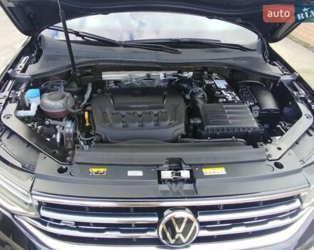 Чорний Фольксваген Тігуан, об'ємом двигуна 1.98 л та пробігом 28 тис. км за 27800 $, фото 20 на Automoto.ua