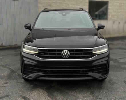 Чорний Фольксваген Тігуан, об'ємом двигуна 2 л та пробігом 30 тис. км за 19200 $, фото 1 на Automoto.ua