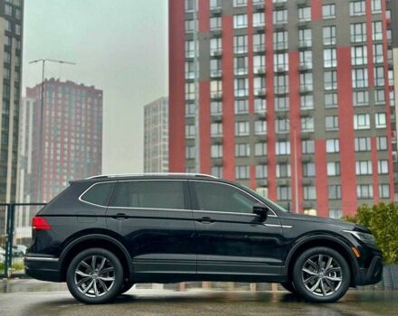 Черный Фольксваген Тигуан, объемом двигателя 2 л и пробегом 71 тыс. км за 27900 $, фото 5 на Automoto.ua