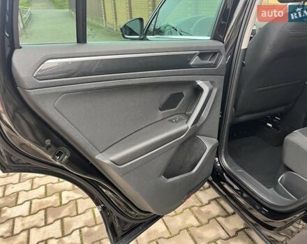 Чорний Фольксваген Тігуан, об'ємом двигуна 1.97 л та пробігом 164 тис. км за 35000 $, фото 23 на Automoto.ua