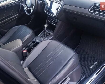 Черный Фольксваген Тигуан, объемом двигателя 2 л и пробегом 89 тыс. км за 26900 $, фото 72 на Automoto.ua