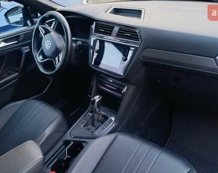 Черный Фольксваген Тигуан, объемом двигателя 2 л и пробегом 89 тыс. км за 26900 $, фото 73 на Automoto.ua