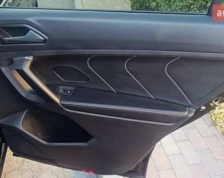 Черный Фольксваген Тигуан, объемом двигателя 2 л и пробегом 89 тыс. км за 26900 $, фото 25 на Automoto.ua