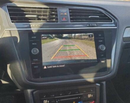 Черный Фольксваген Тигуан, объемом двигателя 2 л и пробегом 15 тыс. км за 11500 $, фото 17 на Automoto.ua