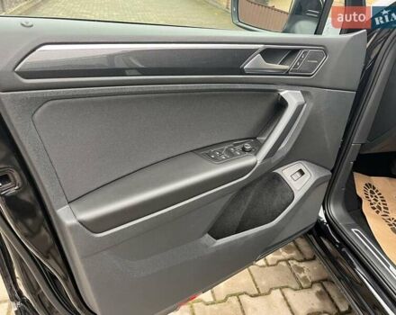 Чорний Фольксваген Тігуан, об'ємом двигуна 1.97 л та пробігом 164 тис. км за 35000 $, фото 15 на Automoto.ua