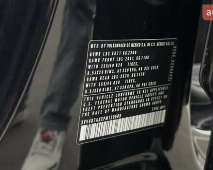 Черный Фольксваген Тигуан, объемом двигателя 1.98 л и пробегом 32 тыс. км за 33700 $, фото 41 на Automoto.ua