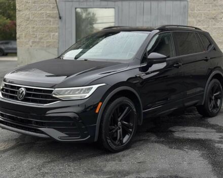 Чорний Фольксваген Тігуан, об'ємом двигуна 2 л та пробігом 30 тис. км за 19200 $, фото 2 на Automoto.ua