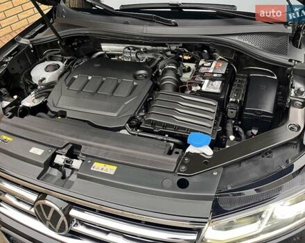 Чорний Фольксваген Тігуан, об'ємом двигуна 1.97 л та пробігом 164 тис. км за 35000 $, фото 39 на Automoto.ua