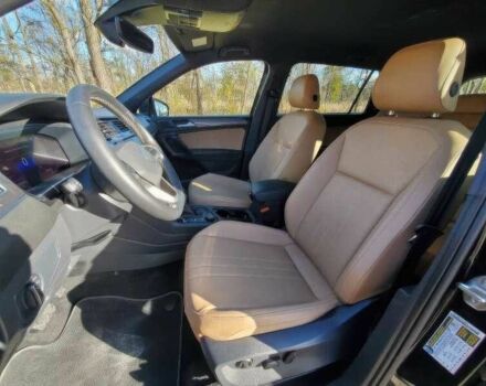 Черный Фольксваген Тигуан, объемом двигателя 2 л и пробегом 15 тыс. км за 11500 $, фото 13 на Automoto.ua