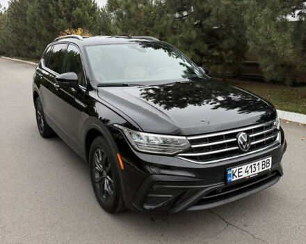 Чорний Фольксваген Тігуан, об'ємом двигуна 1.98 л та пробігом 6 тис. км за 29500 $, фото 3 на Automoto.ua