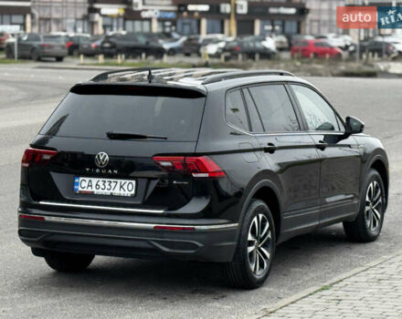Черный Фольксваген Тигуан, объемом двигателя 2 л и пробегом 12 тыс. км за 25500 $, фото 6 на Automoto.ua