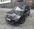 Чорний Фольксваген Тігуан, об'ємом двигуна 1.98 л та пробігом 4 тис. км за 28900 $, фото 7 на Automoto.ua