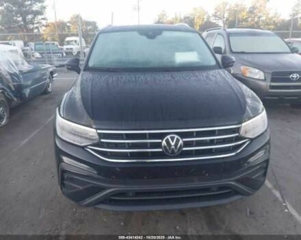 Чорний Фольксваген Тігуан, об'ємом двигуна 2 л та пробігом 16 тис. км за 8000 $, фото 5 на Automoto.ua