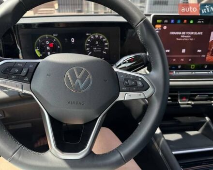 Черный Фольксваген Тигуан, объемом двигателя 1.97 л и пробегом 16 тыс. км за 50300 $, фото 9 на Automoto.ua