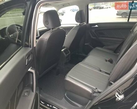 Чорний Фольксваген Тігуан, об'ємом двигуна 1.98 л та пробігом 4 тис. км за 28900 $, фото 30 на Automoto.ua