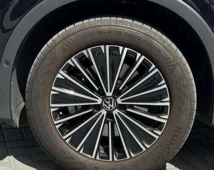 Черный Фольксваген Тигуан, объемом двигателя 1.97 л и пробегом 16 тыс. км за 50300 $, фото 4 на Automoto.ua