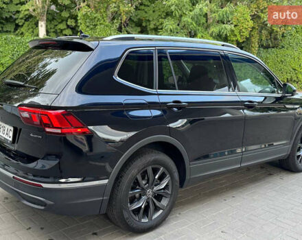 Черный Фольксваген Тигуан, объемом двигателя 1.98 л и пробегом 19 тыс. км за 27499 $, фото 7 на Automoto.ua