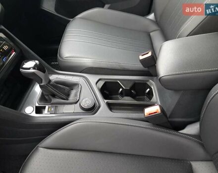 Чорний Фольксваген Тігуан, об'ємом двигуна 1.98 л та пробігом 4 тис. км за 28900 $, фото 23 на Automoto.ua