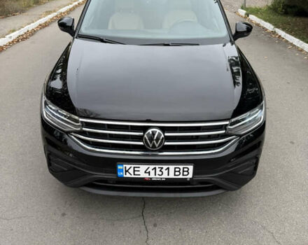 Чорний Фольксваген Тігуан, об'ємом двигуна 1.98 л та пробігом 6 тис. км за 29500 $, фото 1 на Automoto.ua