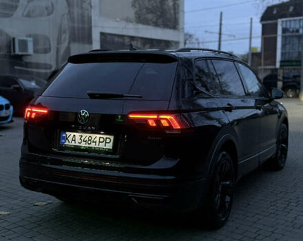 Чорний Фольксваген Тігуан, об'ємом двигуна 2 л та пробігом 17 тис. км за 31500 $, фото 1 на Automoto.ua