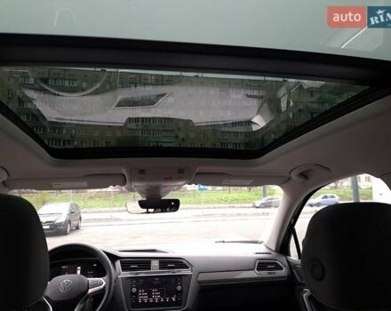 Чорний Фольксваген Тігуан, об'ємом двигуна 1.98 л та пробігом 4 тис. км за 28900 $, фото 27 на Automoto.ua