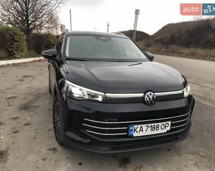 Чорний Фольксваген Тігуан, об'ємом двигуна 1.97 л та пробігом 30 тис. км за 46000 $, фото 1 на Automoto.ua