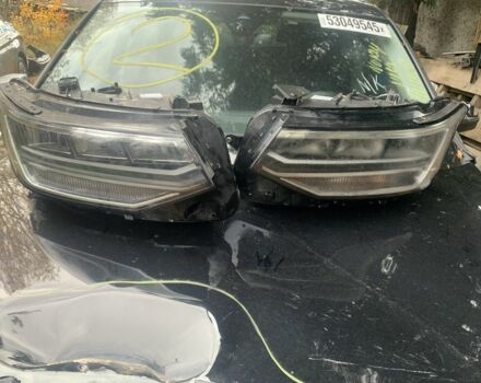 Чорний Фольксваген Тігуан, об'ємом двигуна 2 л та пробігом 14 тис. км за 12900 $, фото 5 на Automoto.ua