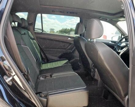 Черный Фольксваген Тигуан, объемом двигателя 2 л и пробегом 15 тыс. км за 9900 $, фото 11 на Automoto.ua