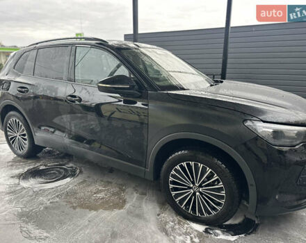 Черный Фольксваген Тигуан, объемом двигателя 1.97 л и пробегом 2 тыс. км за 33500 $, фото 3 на Automoto.ua