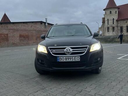 Фольксваген Тігуан 2007 у Бережанах на Automoto.ua Чорний Фольксваген Тігуан, об'ємом двигуна 2 л та пробігом 222 тис. км за 10050 $, фото 1 на Automoto.ua
