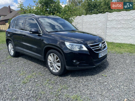 Черный Фольксваген Тигуан, объемом двигателя 1.97 л и пробегом 217 тыс. км за 9200 $, фото 1 на Automoto.ua