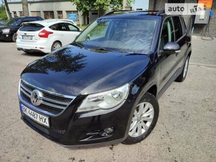 Фольксваген Тігуан 2009 у Дубно на Automoto.ua Чорний Фольксваген Тігуан, об'ємом двигуна 1.4 л та пробігом 273 тис. км за 9300 $, фото 1 на Automoto.ua