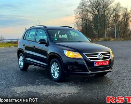 Черный Фольксваген Тигуан, объемом двигателя 1.4 л и пробегом 121 тыс. км за 9700 $, фото 1 на Automoto.ua