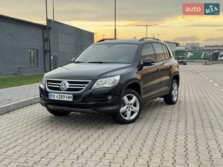 Чорний Фольксваген Тігуан, об'ємом двигуна 2 л та пробігом 290 тис. км за 10200 $, фото 1 на Automoto.ua