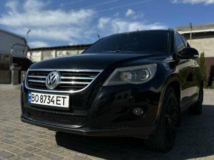 Чорний Фольксваген Тігуан, об'ємом двигуна 2 л та пробігом 270 тис. км за 11500 $, фото 1 на Automoto.ua