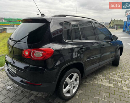 Черный Фольксваген Тигуан, объемом двигателя 1.97 л и пробегом 270 тыс. км за 12200 $, фото 1 на Automoto.ua