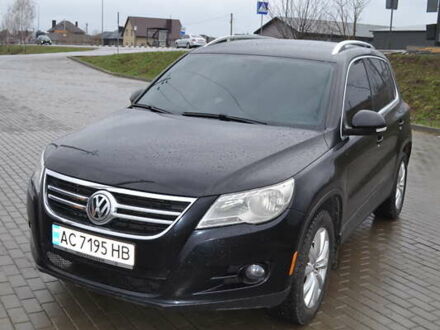 Фольксваген Тигуан 2010 в Луцке на Automoto.ua Черный Фольксваген Тигуан, объемом двигателя 1.98 л и пробегом 250 тыс. км за 10700 $, фото 1 на Automoto.ua