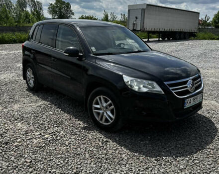 Черный Фольксваген Тигуан, объемом двигателя 1.98 л и пробегом 260 тыс. км за 8700 $, фото 1 на Automoto.ua