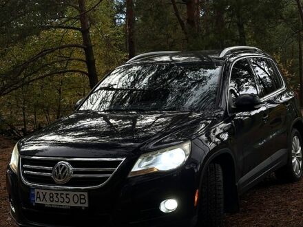 Черный Фольксваген Тигуан, объемом двигателя 2 л и пробегом 274 тыс. км за 10000 $, фото 1 на Automoto.ua