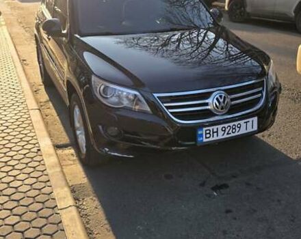 Чорний Фольксваген Тігуан, об'ємом двигуна 1.97 л та пробігом 148 тис. км за 13500 $, фото 1 на Automoto.ua