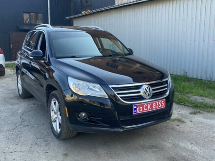 Фольксваген Тігуан 2010 у Ахтырке на Automoto.ua Чорний Фольксваген Тігуан, об'ємом двигуна 1.98 л та пробігом 200 тис. км за 10300 $, фото 1 на Automoto.ua