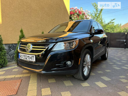 Фольксваген Тигуан 2011 в Мукачеве на Automoto.ua Черный Фольксваген Тигуан, объемом двигателя 2 л и пробегом 200 тыс. км за 13800 $, фото 1 на Automoto.ua