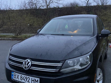 Черный Фольксваген Тигуан, объемом двигателя 1.98 л и пробегом 320 тыс. км за 11500 $, фото 1 на Automoto.ua