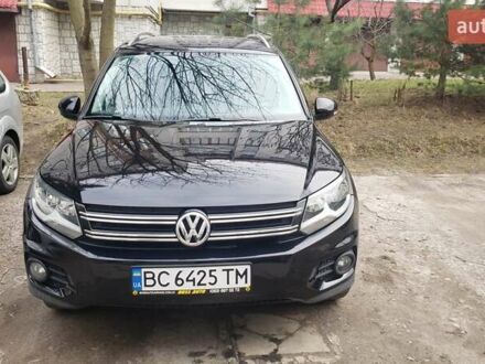 Чорний Фольксваген Тігуан, об'ємом двигуна 2 л та пробігом 267 тис. км за 13000 $, фото 1 на Automoto.ua