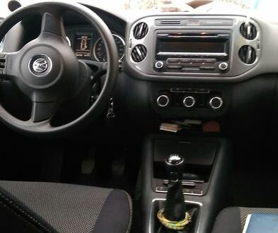 Фольксваген Тигуан 2013 в Кривом Роге на Automoto.ua Черный Фольксваген Тигуан, объемом двигателя 0 л и пробегом 280 тыс. км за 14200 $, фото 1 на Automoto.ua