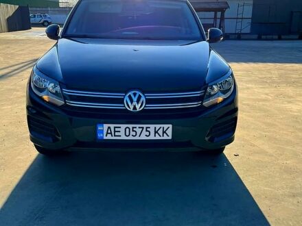 Фольксваген Тігуан 2013 у Дніпро (Дніпропетровську) на Automoto.ua Чорний Фольксваген Тігуан, об'ємом двигуна 20 л та пробігом 230 тис. км за 10500 $, фото 1 на Automoto.ua